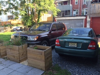 1 offstreet parking spot