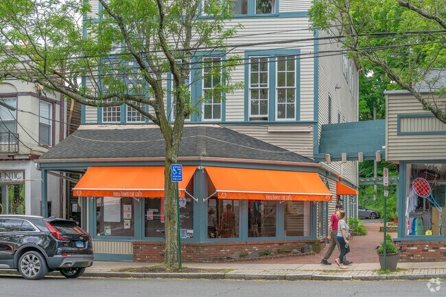 Mew Haven Cat Cafe near West Rock opened in 2018 as Connecticut's first cat cafe.