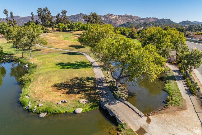 Reidy Creek Golf Course weaves the natural beauty of North Broadway with a world class course.