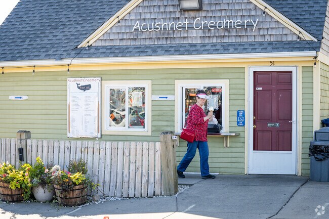 Savor an ice cream from Acushnet Creamery by the bay, only minutes from Clasky Park.