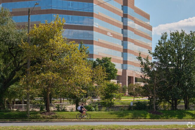 Fair Oaks is a suburb of D.C. with urban feel.