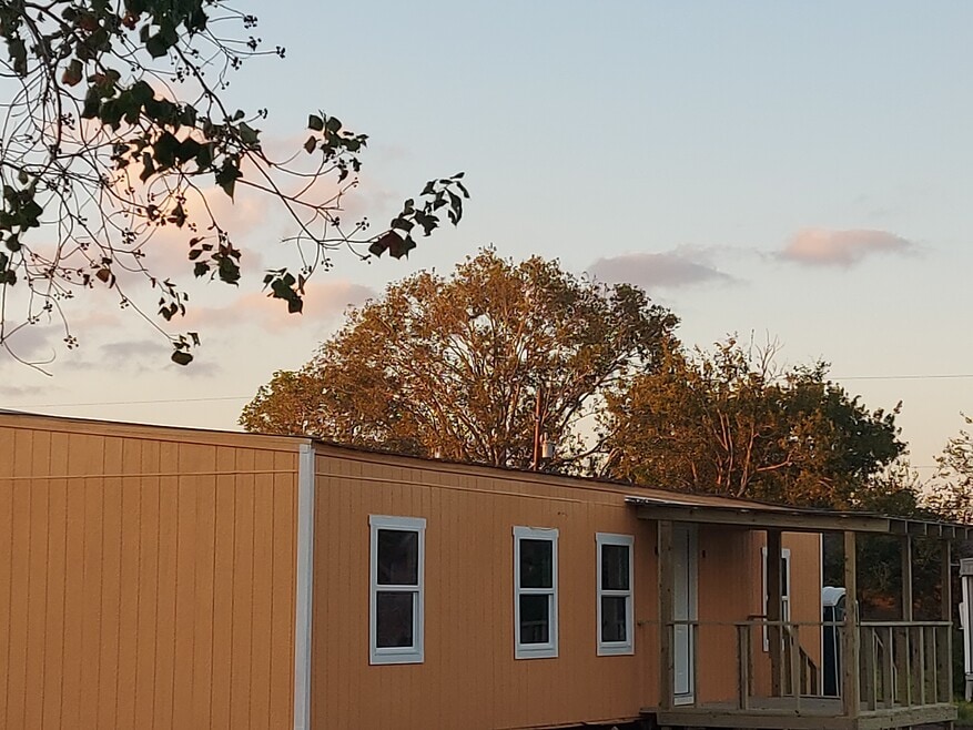 18612 Baughman Dr, Pearland, TX 77584 - photo 1