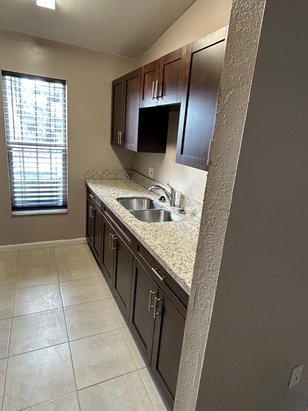 3033 NW 204th Terrace, Miami Gardens, FL 33056 - photo 3