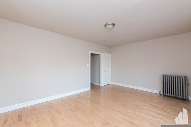 5665 N Ridge Ave unit 62-2I, Chicago, IL 60660 - photo 3