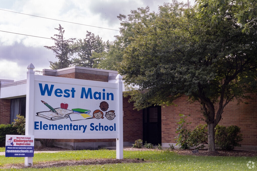 West Main Elementary School in Ravenna, OH.
