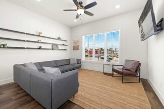 501 S 7th St Unit ID1241821P, Rogers, AR 72756