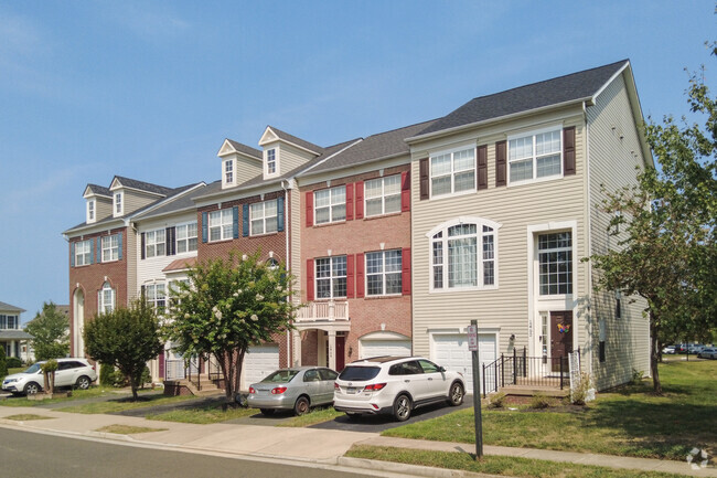 Gorgeous townhomes with affordable options stand tall in the Braemar neighborhood.