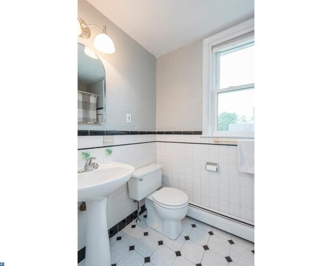 4236 Valley Rd unit 2 fl, Drexel Hill, PA 19026 - photo 7