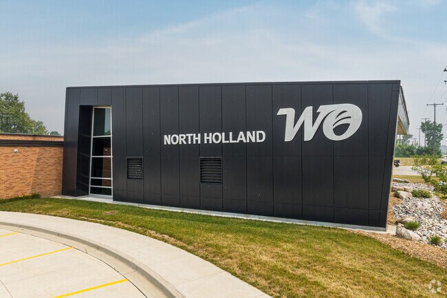 North Holland Elementary School is located in Holland, Michigan.