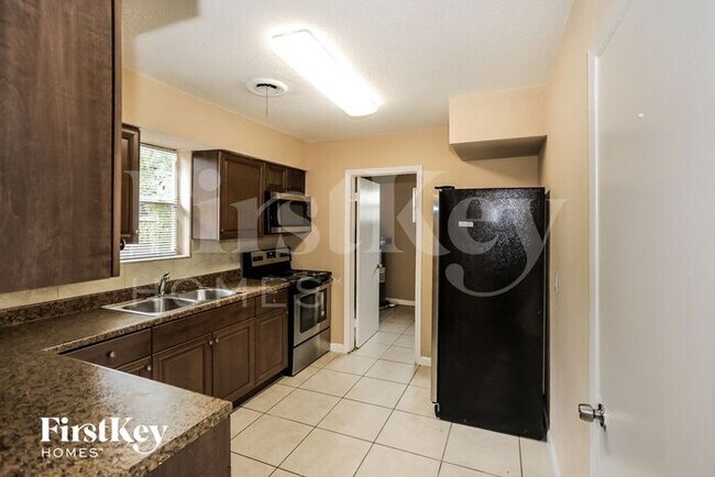 351 SW 31st Ave, Fort Lauderdale, FL 33312 - photo 5