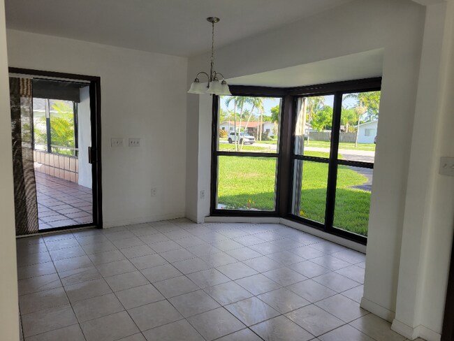 10605 SW 112th St, Miami, FL 33176 - photo 7