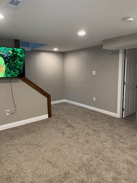 819 W 43rd St, Indianapolis, IN 46208 - photo 2