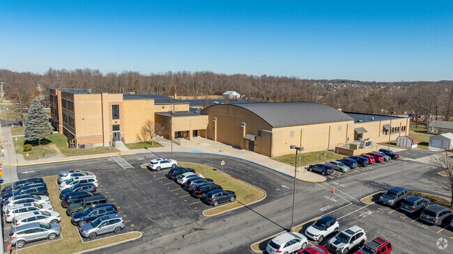 Burlington Elementary School is the a top education option for Burlington residents