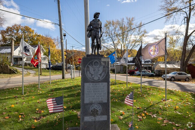 Lakemore honors it's Veteran's.