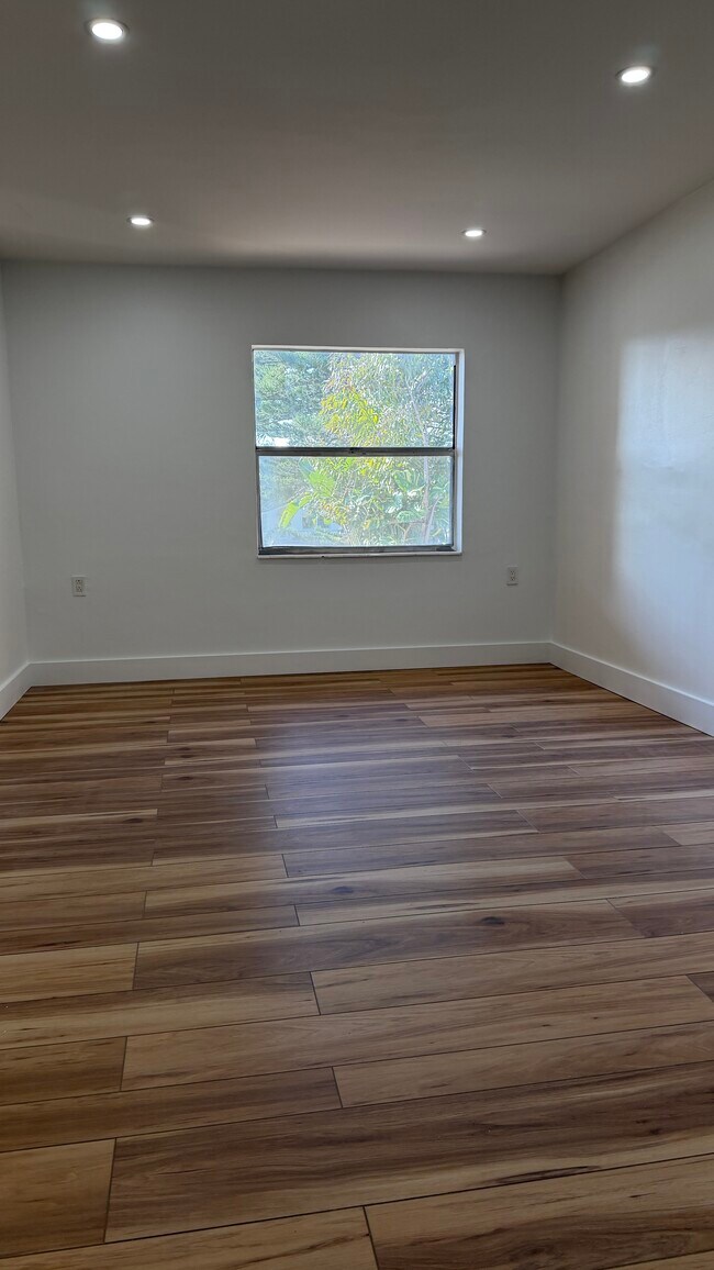 11217 SW 88th St unit C202, Miami, FL 33176 - photo 6