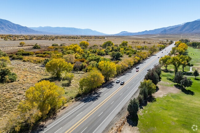 Highway 395 is the main access to West Bishop from Reno and Las Angeles.
