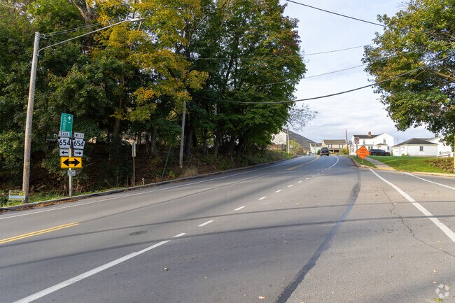 Residents in the Armstrong neighborhood can use Rt-654 to get to shopping areas.