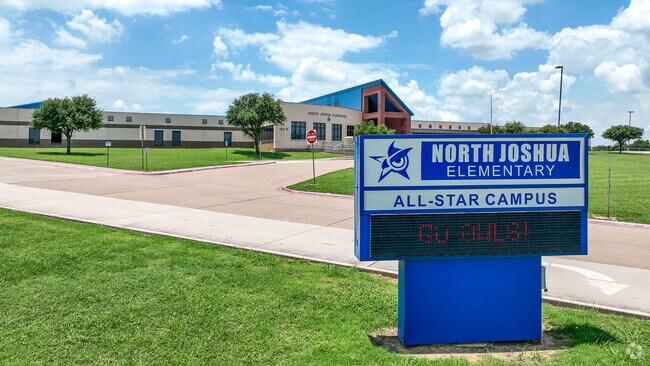 North Joshua Elementary School in Burleson, TX is home to the Owls.