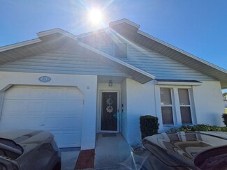 13731 Markham Ln, Fort Myers, FL 33919