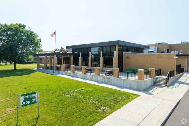 Benjamin Franklin Middle School has a dedicated drop-off area.