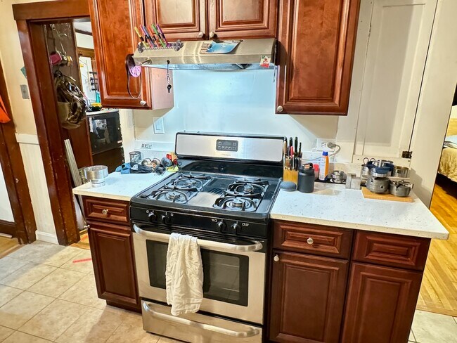 58 Raymond St unit 58, Allston, MA 02134 - photo 7