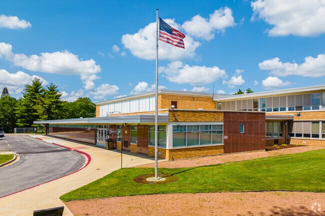 Jefferson Middle School is a public school serving grades 6-8, including Edgelawn Randall.