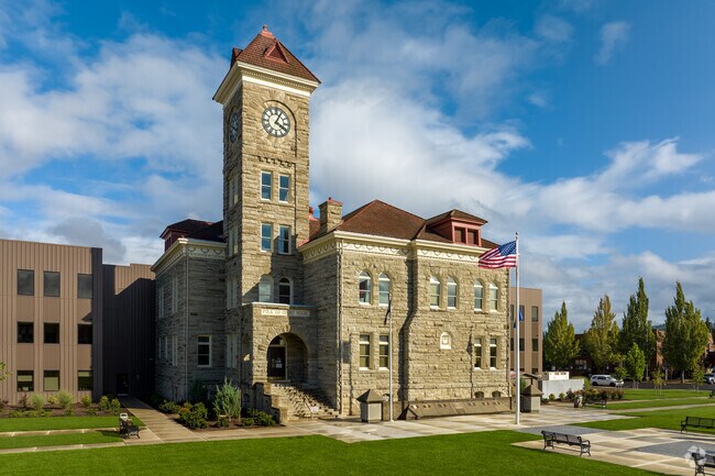 The Historic Court House rings the hour in Downtown Dallas.