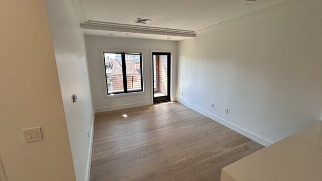 46 Leo M Birmingham Pkwy unit 506, Boston, MA 02135 - photo 3