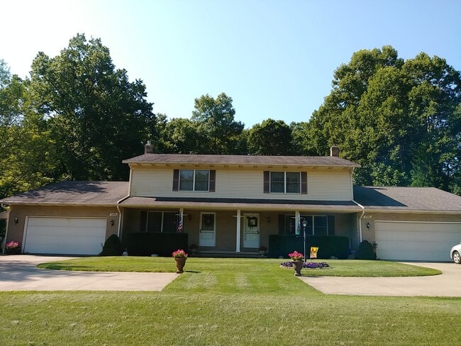 1248 Boettler Rd, Uniontown, OH 44685 - photo 2