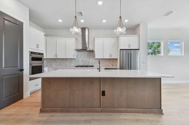 18172 Foxtail Loop unit 36452772, Venice, FL 34293 - photo 2