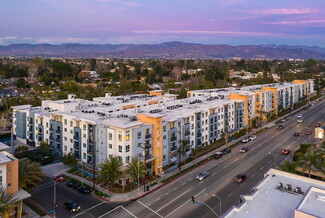 12729 Riverside Dr, Valley Village, CA 91607