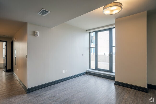 Merchants Plaza, Mobile, AL 36602 - photo 3