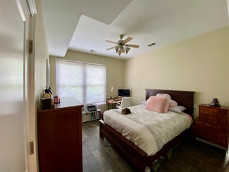 305 W End Place, Nashville, TN 37205
