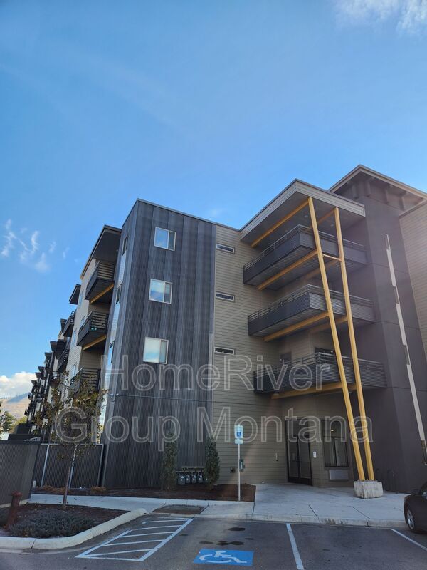 1500 S 14th St W, Missoula, MT 59801