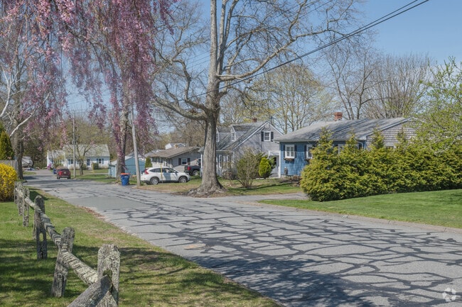 With its quiet suburban flair, East Fairhaven has several nicely landscaped vistas.