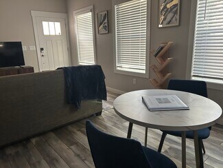 617 E 3rd St, Jacksonville, FL 32206