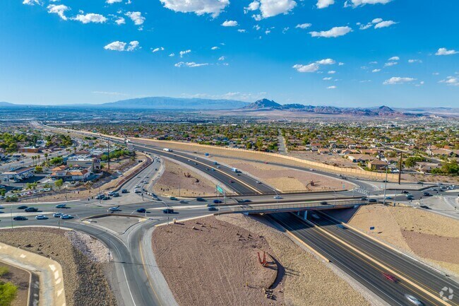Highways are easily accessible from Black Mountain offering access to anywhere in Las Vegas.