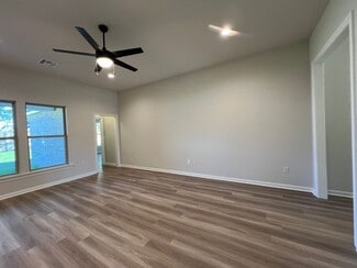 1371 Fenton Cir, Foley, AL 36535