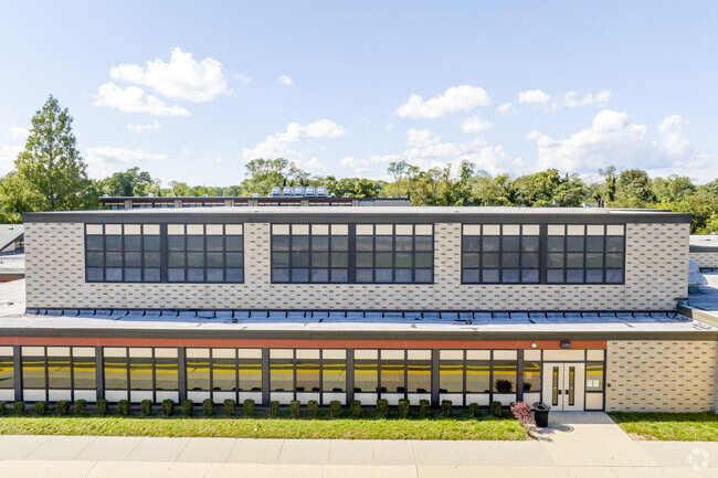 Berner Middle School in East Massapequa has 1,573 students in grades 6-8 with a ratio of 10:1.