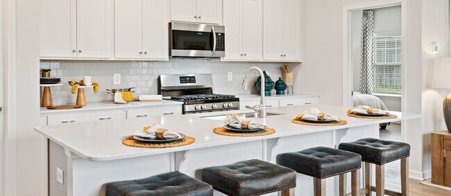 1555 Swallow Tail Drive St unit 36949663, Belmont, NC 28012 - photo 4