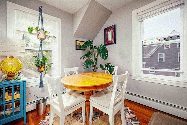 49 Hillside Ave unit 2, Providence, RI 02906 - photo 4