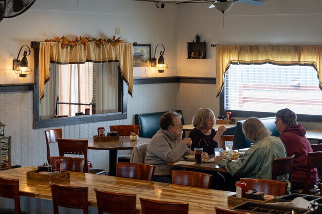 Hickory Ridge Restaurant serves homestyle dishes in Greene.