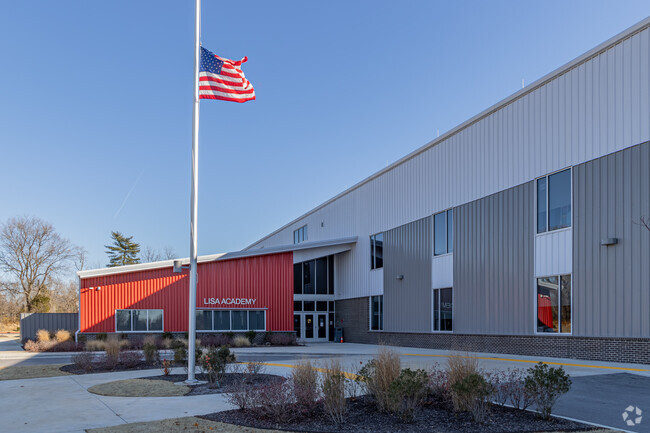LISA Academy Rogers - Bentonville Elementary School has 262 students in grades K-5.