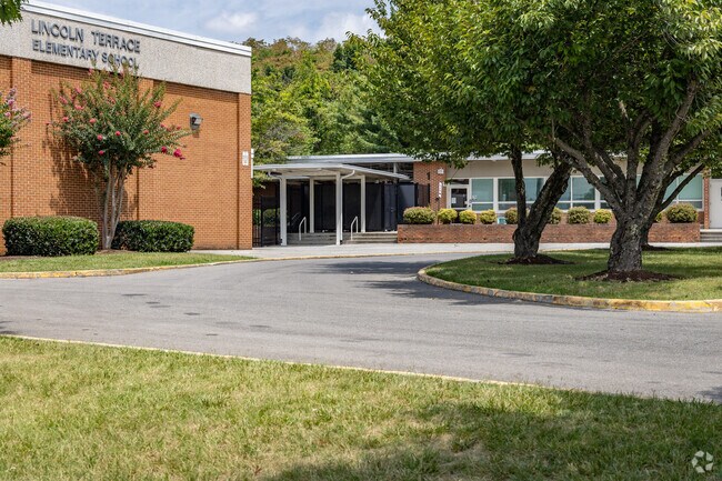 Students learn creativity and creative thinking at Lincoln Terrace Elementary School.