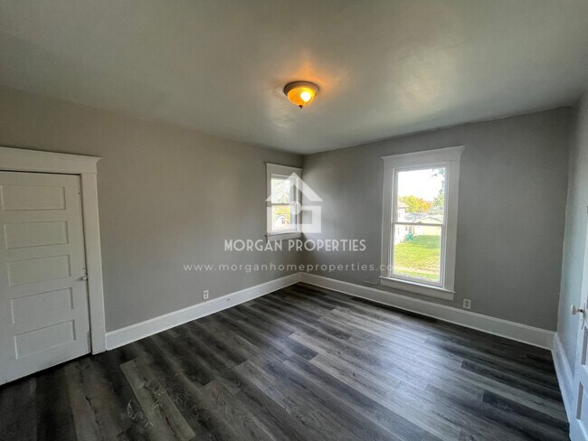 225 N 10th St unit 225, New Castle, IN 47362 - photo 7