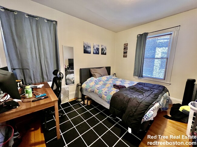 335 Faneuil St unit 3, Brighton, MA 02135 - photo 7