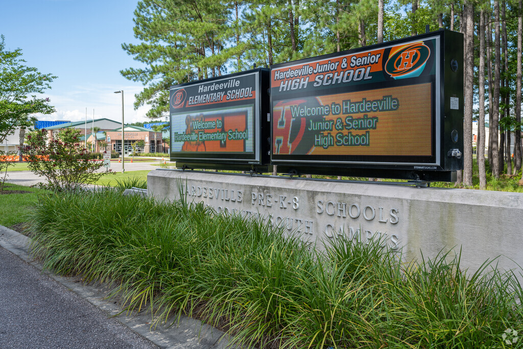 Hardeeville Elementary School it's home to students from the surrounding communities.