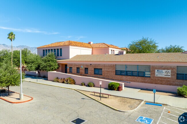 Doolen Middle School features a large campus for students to learn and explore.