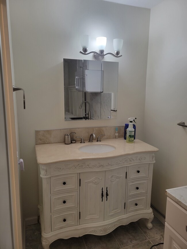 17446 Ludlow St, Granada Hills, CA 91344 - photo 3