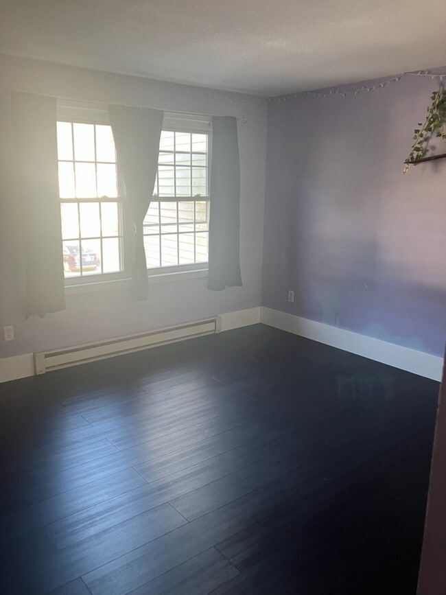 814 Court St Unit E, Keene, NH 03431